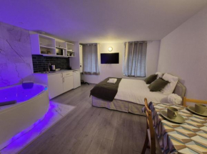 Studio de Charme avec Jacuzzi - Escapade Relaxante